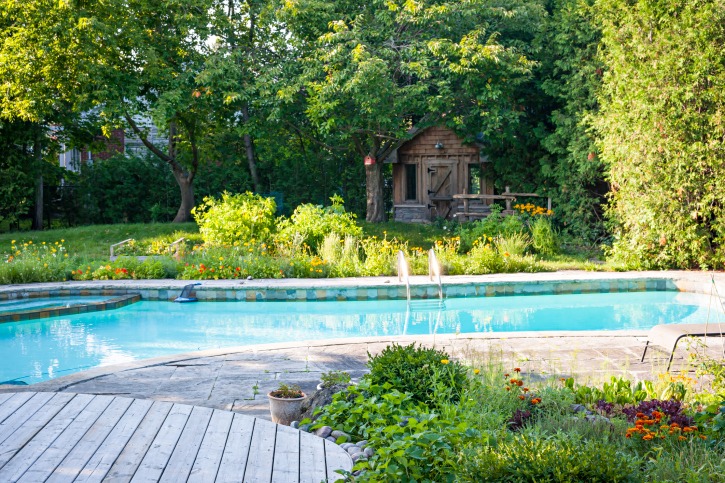 3 Pool Landscaping Ideas