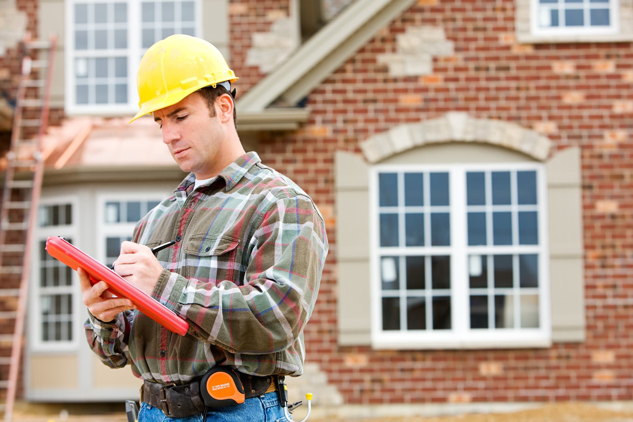 questions to ask before hiring a home contractor