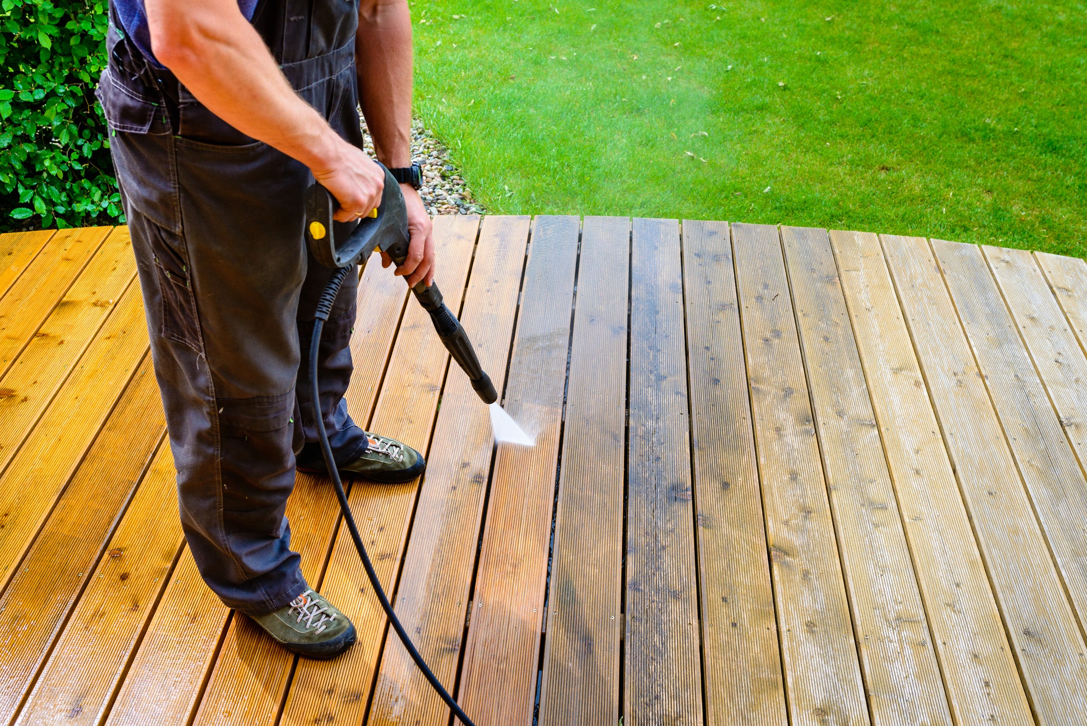 Here are some steps and instructions for how to pressure wash and stain your deck.