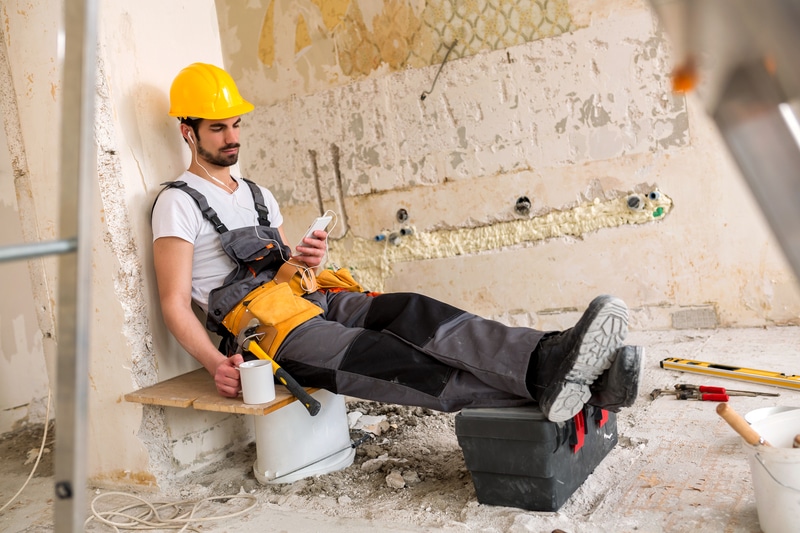 Hiring an Unqualified Home Improvement Contractor