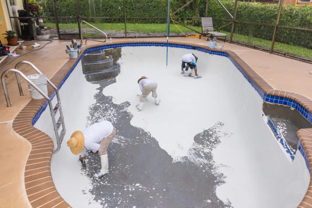 The Consumer’s Guide Through the Swimming Pool Buying & Building Process