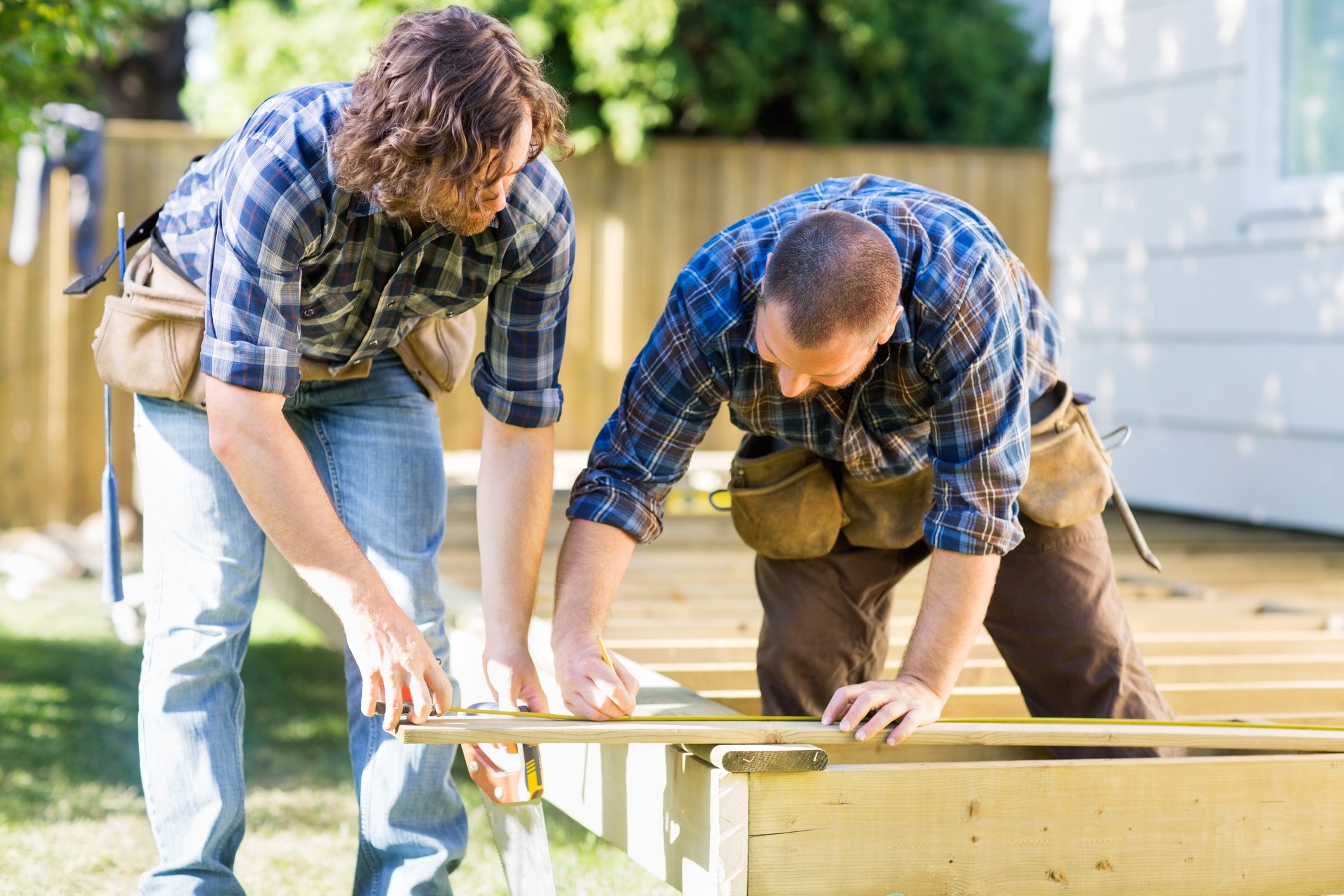 deck & patio contractor's guide to smart hiring