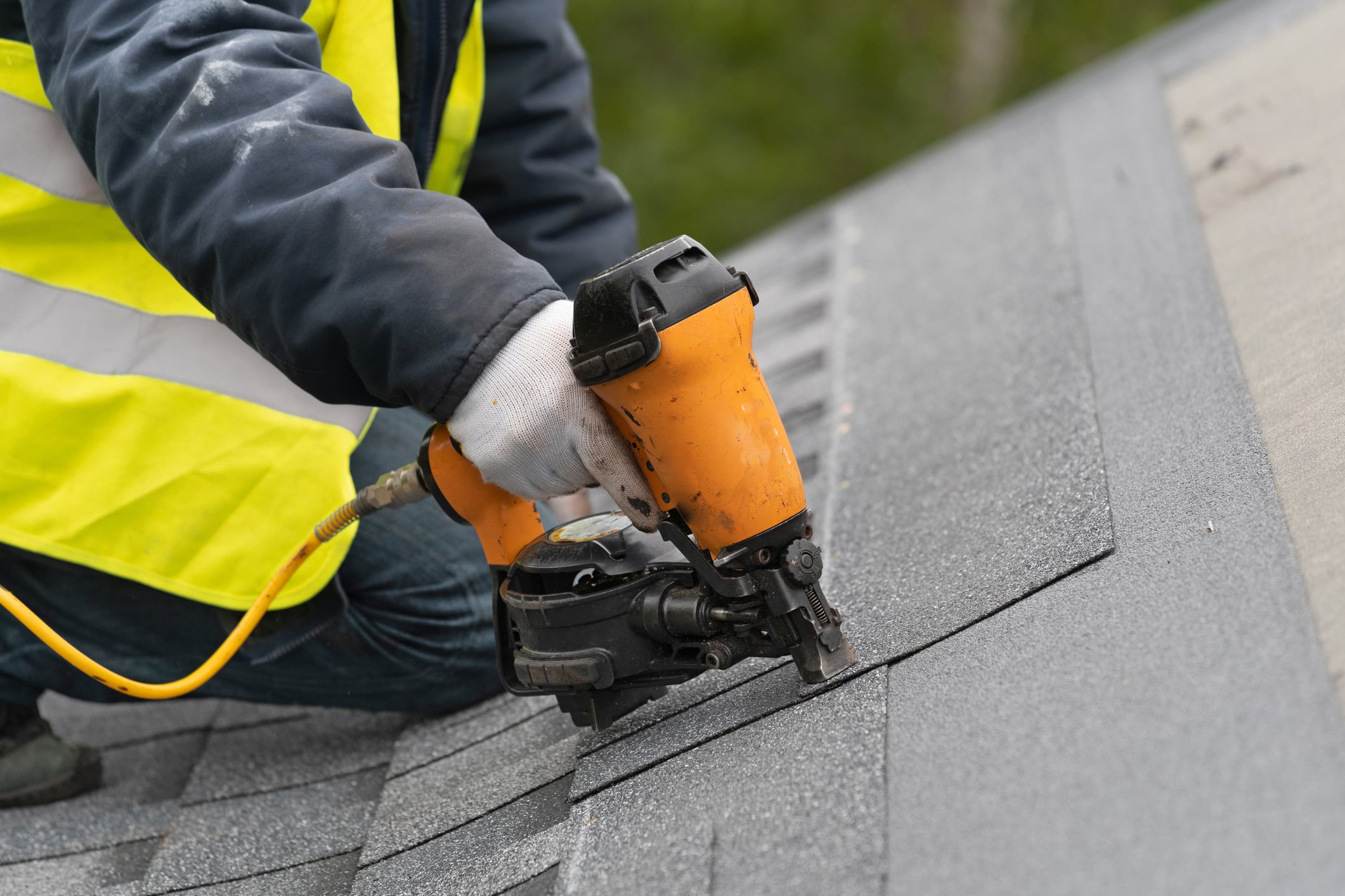 What documents should I expect from my roofing contractpr?